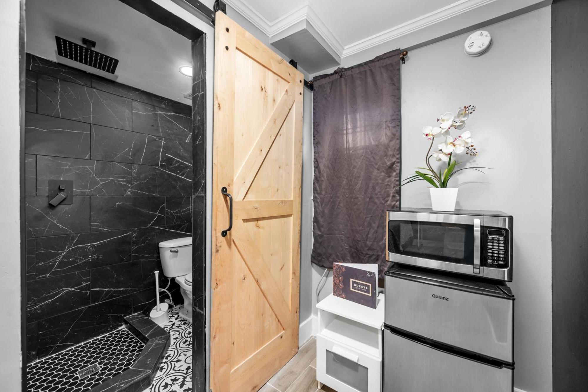 Charming Urban Studio Near Rice University & Museum District هيوستن المظهر الخارجي الصورة